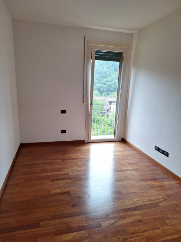 MONTE DI MALO - PRIABONA: in zona residenziale tranquilla, affittasi TRILOCALE NON ARREDATO al pr...