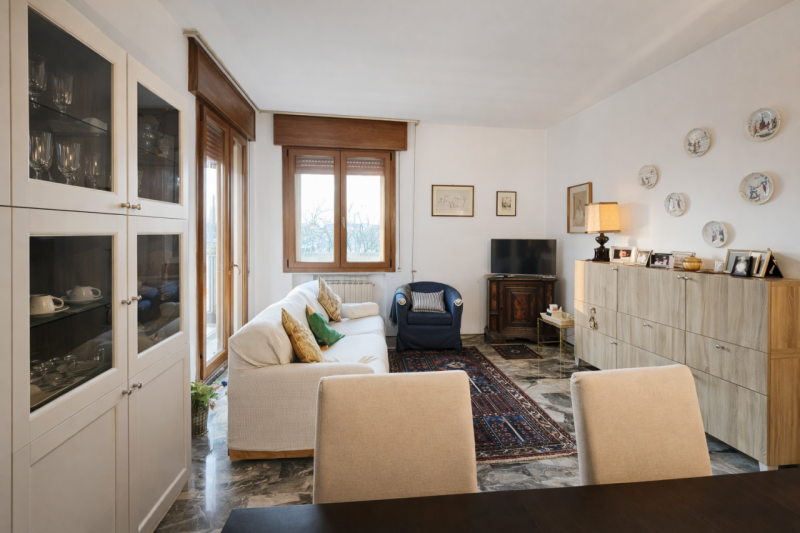 Si propone in esclusiva appartamento in splendida zona residenziale comoda ai principali servizi ...