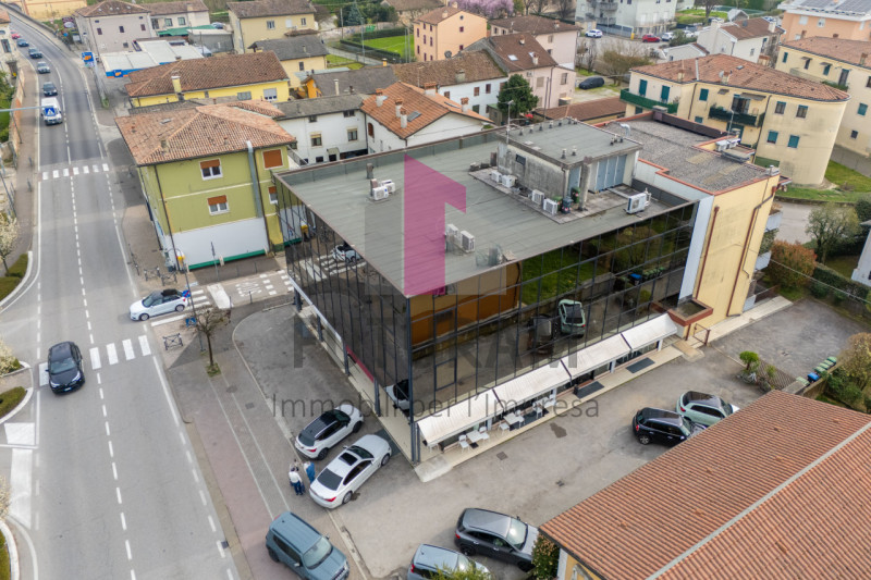 TORRI DI QUARTESOLO- 19FIL - PER INFO 0444/310220

Opportunità unica nel centro di Torri di Quart...