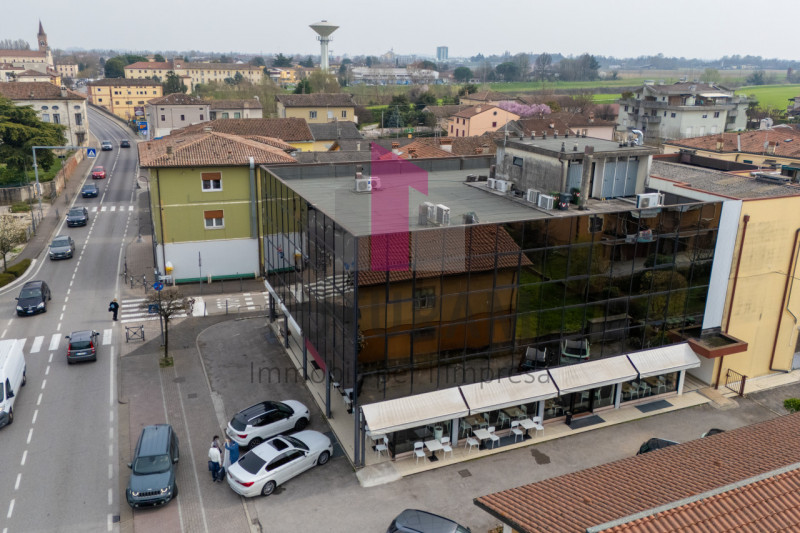 TORRI DI QUARTESOLO- 19FIL - PER INFO 0444/310220

Opportunità unica nel centro di Torri di Quart...