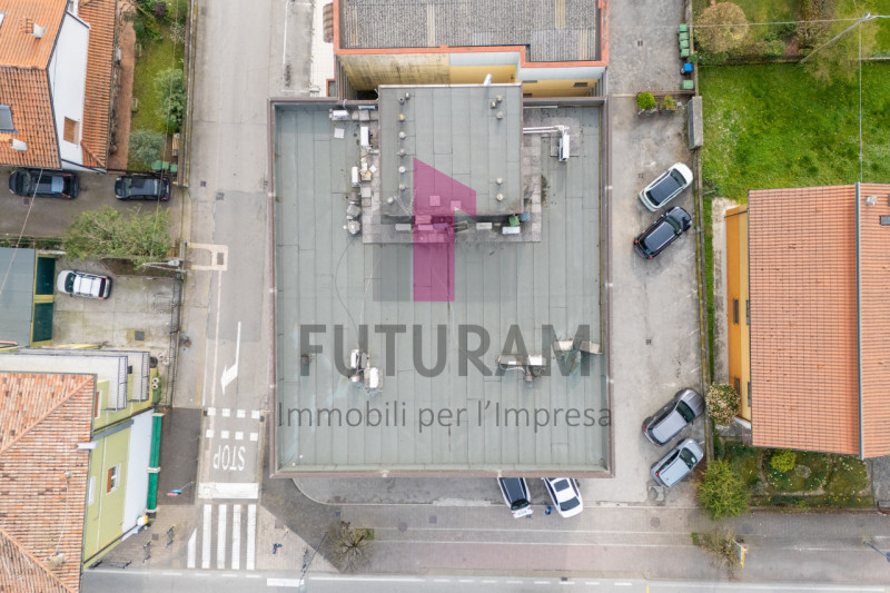 TORRI DI QUARTESOLO- 19FIL - PER INFO 0444/310220

Opportunità unica nel centro di Torri di Quart...