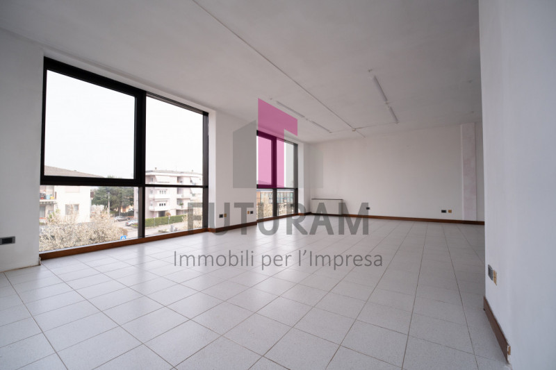 TORRI DI QUARTESOLO- 19FIL - PER INFO 0444/310220

Opportunità unica nel centro di Torri di Quart...