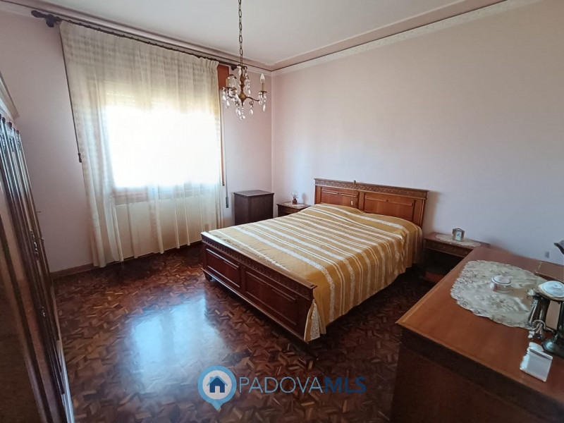 Immobile in esclusiva al Gruppo Padova MLS
Padova zoa crocefisso vicino a tutti i servizi  princi...