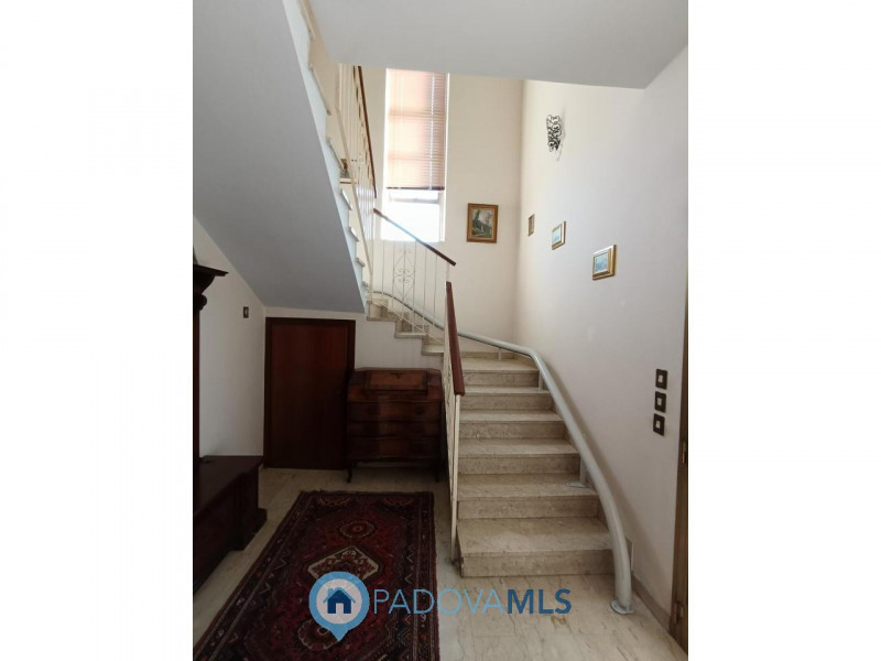 Immobile in esclusiva al Gruppo Padova MLS
Padova zoa crocefisso vicino a tutti i servizi  princi...