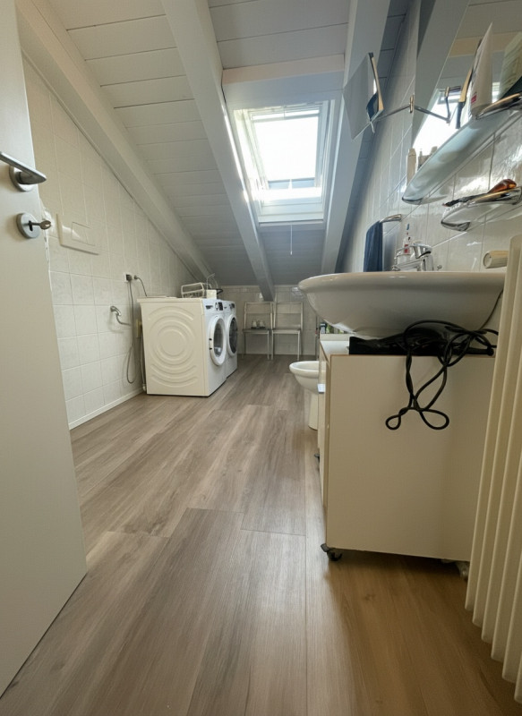 In posizione centralissima a Mestrino, proponiamo in vendita un raffinato appartamento duplex di ...