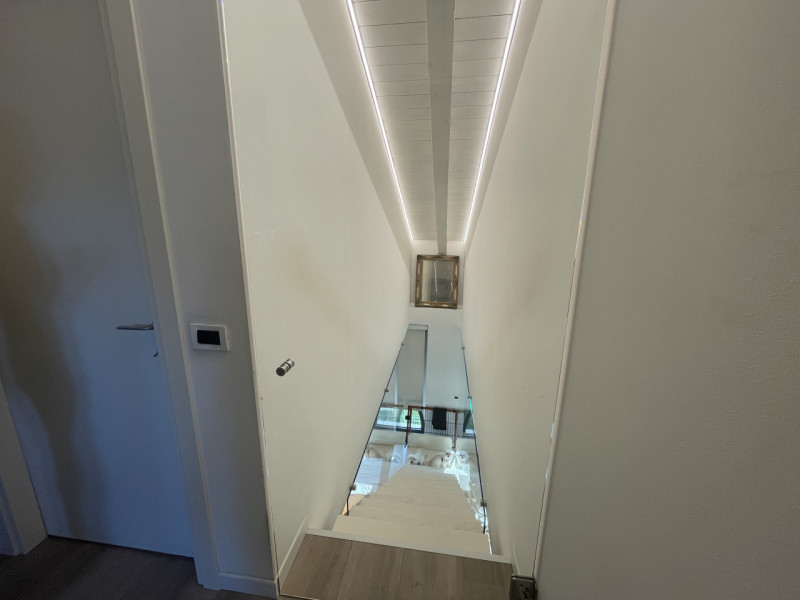 In posizione centralissima a Mestrino, proponiamo in vendita un raffinato appartamento duplex di ...