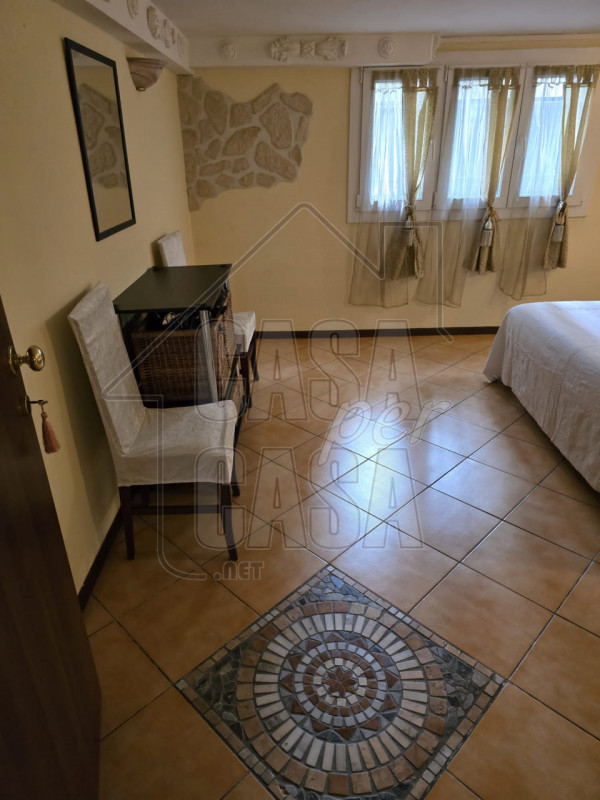 Rif. PDAFF     Marilena 3277153302
Grazioso appartamento con giardino privato – 50 mq

In zona tr...