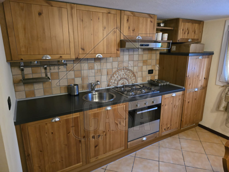 Rif. PDAFF     Marilena 3277153302
Grazioso appartamento con giardino privato – 50 mq

In zona tr...