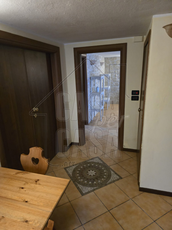 Rif. PDAFF     Marilena 3277153302
Grazioso appartamento con giardino privato – 50 mq

In zona tr...