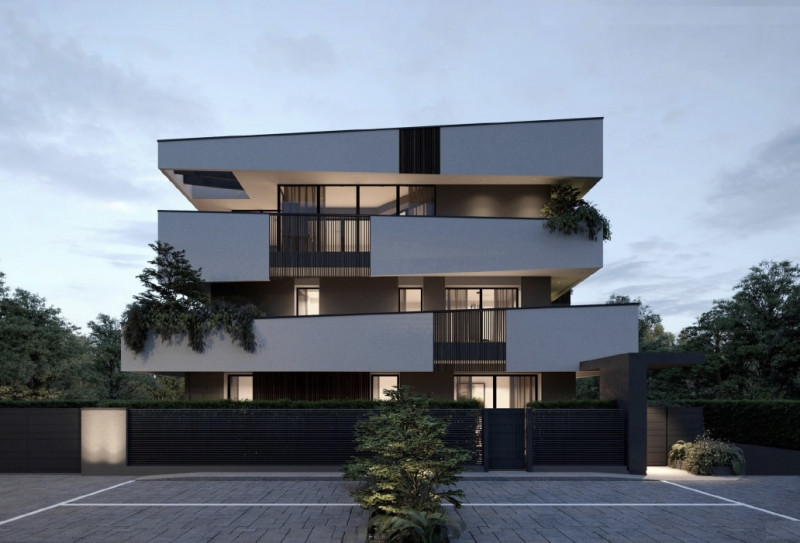 (Per INFO Roberto 3453195338) Castelfranco Veneto, limitrofo al centro, in condominio di sole cin...