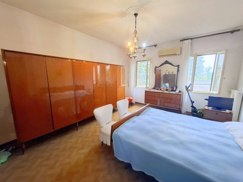 PORZIONE INDIPENDENTE IN CENTRO AL PAESE rif.GB038 - €.125.000

Cerchi indipendenza, zero spese c...