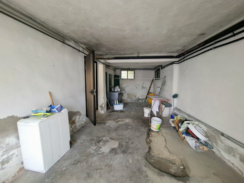 PORZIONE INDIPENDENTE IN CENTRO AL PAESE rif.GB038 - €.125.000

Cerchi indipendenza, zero spese c...