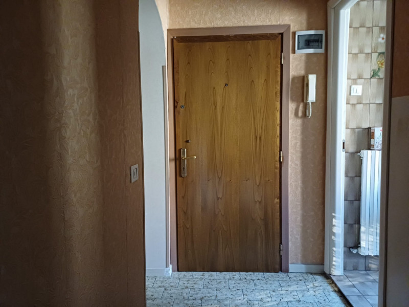 Nel cuore di Vicenza, in una delle zone più richieste e apprezzate della città, proponiamo in ven...