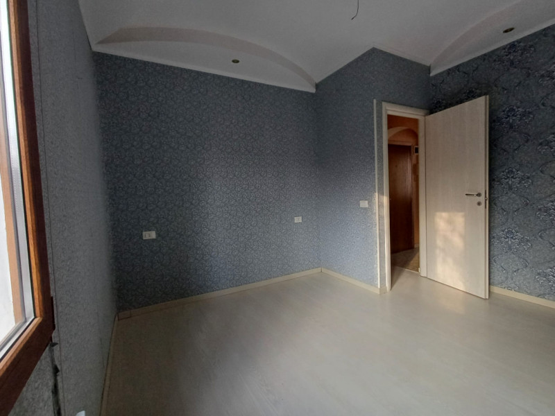 Nel cuore di Vicenza, in una delle zone più richieste e apprezzate della città, proponiamo in ven...