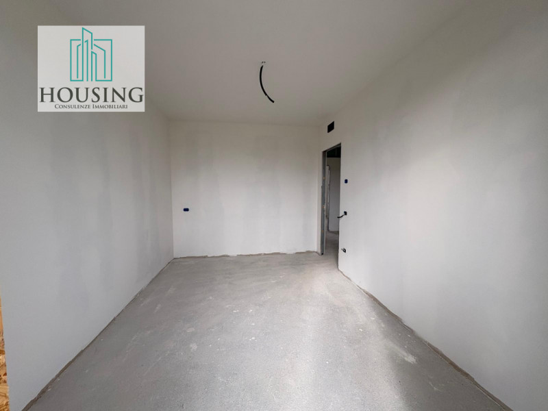 Nel Comune di Saccolongo, zona Creola, proponiamo una nuova casa singola che si estende su una su...