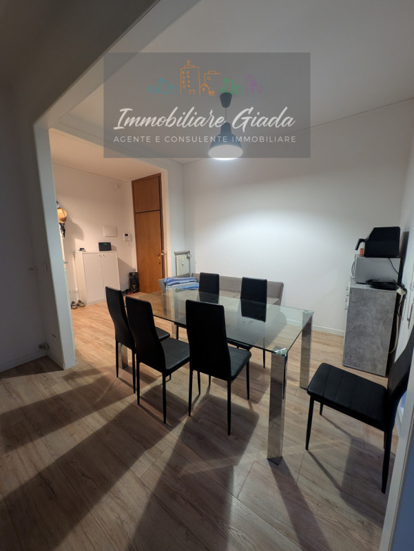 Vendesi appartamento ristrutturato a due passi dal centro città
Proponiamo in vendita luminoso ap...