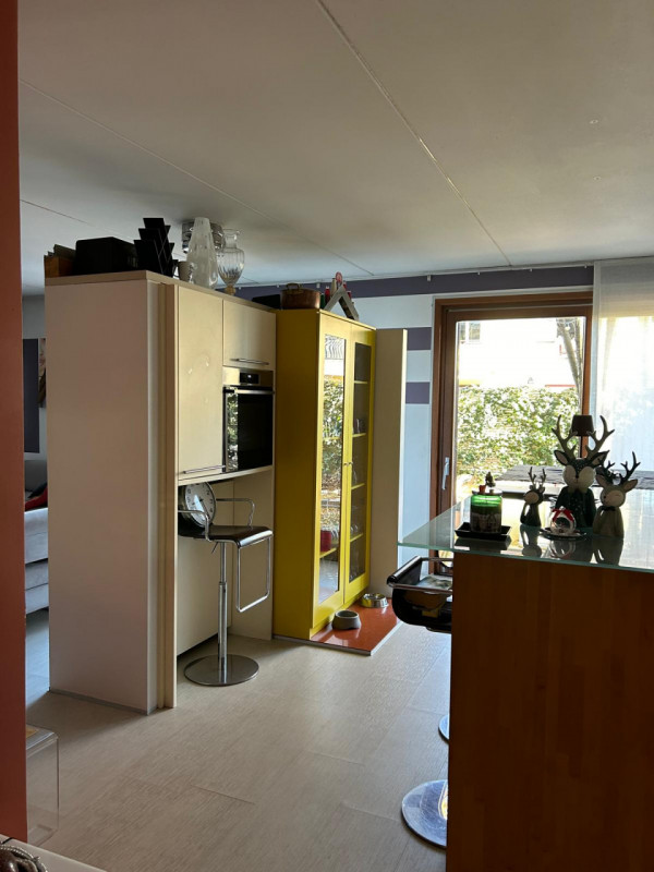 montegrotto terme a qualche minuto del centro esclusiva villa disposta su tre livelli  con ampi s...