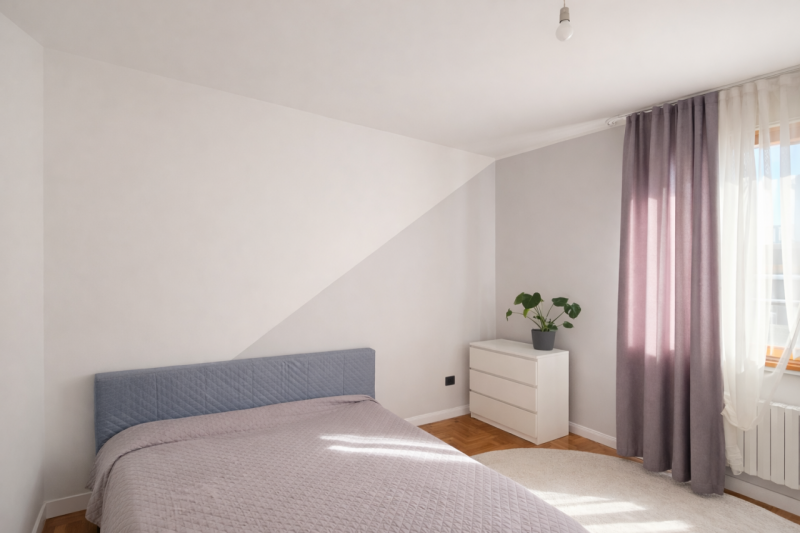 Nel cuore di Selvazzano Dentro, proponiamo in vendita un elegante appartamento ristrutturato tra ...