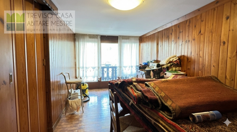 In contesto residenziale, centro città, al contempo molto tranquilla, ci pregiamo di proporre in ...