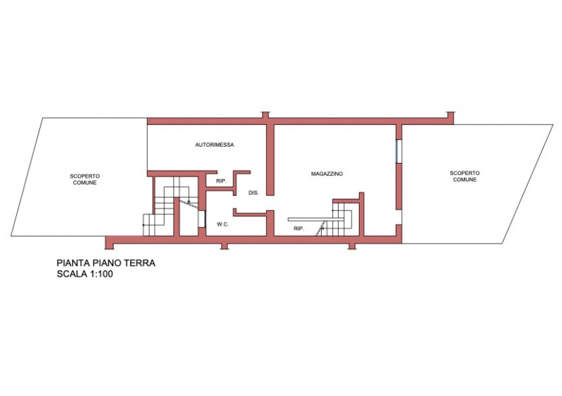 In contesto residenziale, centro città, al contempo molto tranquilla, ci pregiamo di proporre in ...