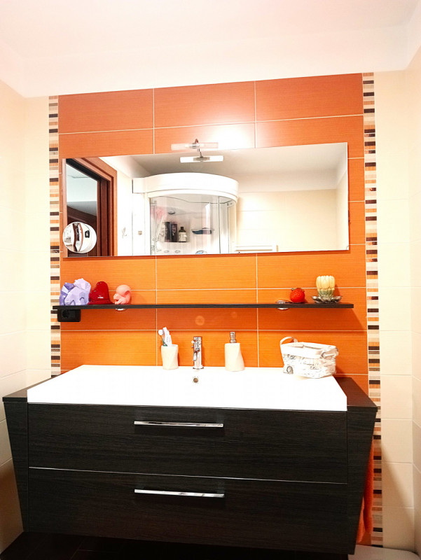 Mellaredo. In zona residenziale, posizionata su strada chiusa, ottima villetta di testa indipende...