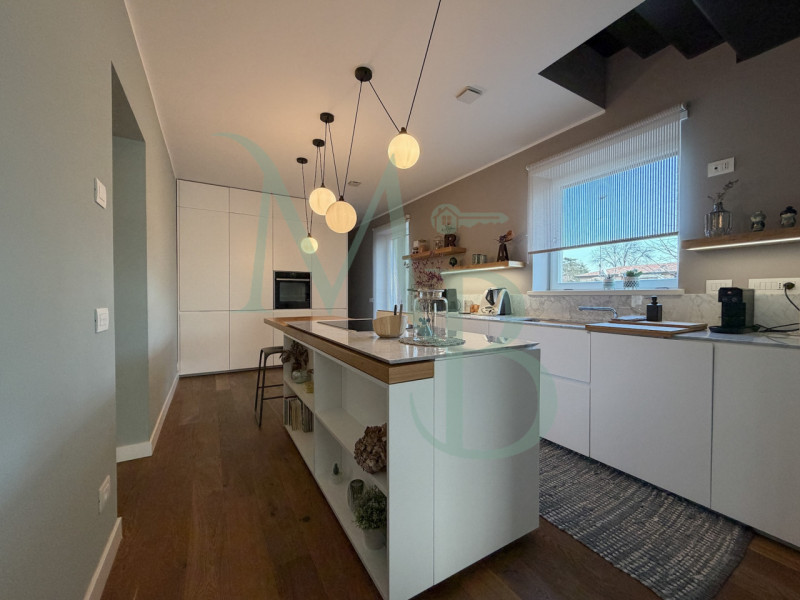 PADOVA - MADONNA PELLEGRINA: Immobiliare MB è lieta di proporre una casa che sorprende già dal pr...