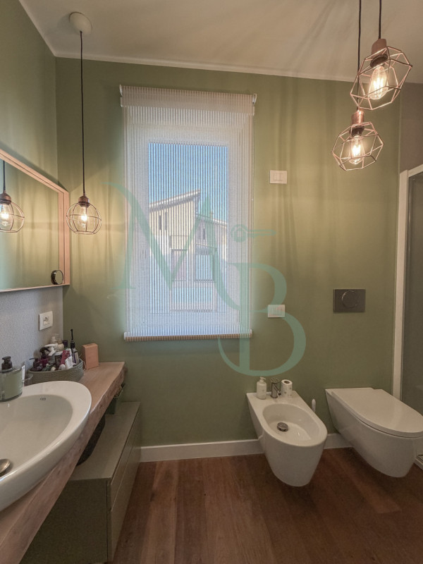 PADOVA - MADONNA PELLEGRINA: Immobiliare MB è lieta di proporre una casa che sorprende già dal pr...