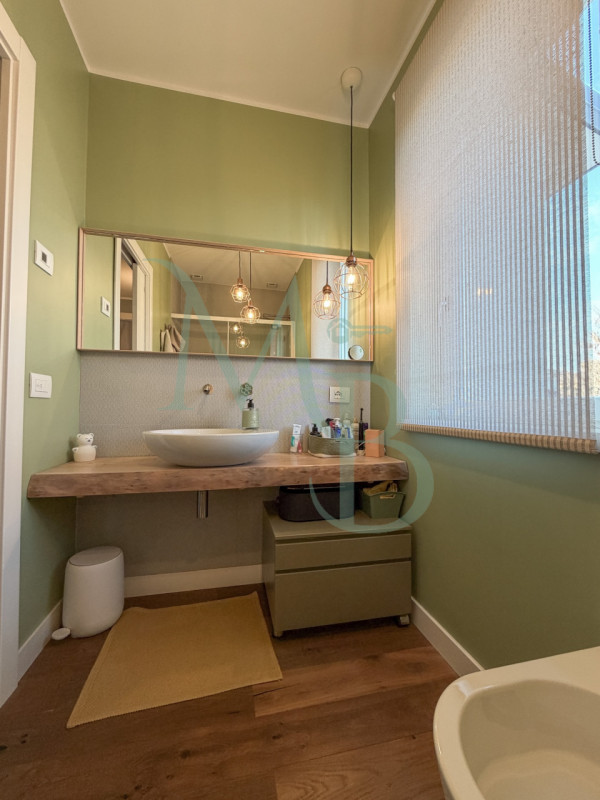 PADOVA - MADONNA PELLEGRINA: Immobiliare MB è lieta di proporre una casa che sorprende già dal pr...