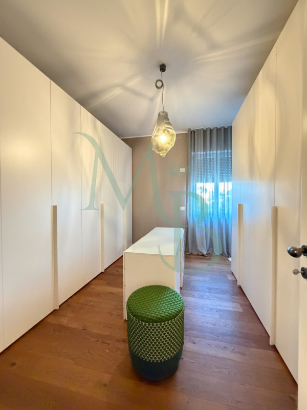 PADOVA - MADONNA PELLEGRINA: Immobiliare MB è lieta di proporre una casa che sorprende già dal pr...