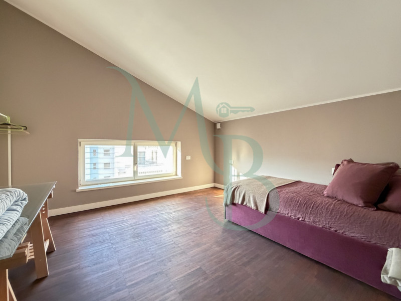 PADOVA - MADONNA PELLEGRINA: Immobiliare MB è lieta di proporre una casa che sorprende già dal pr...