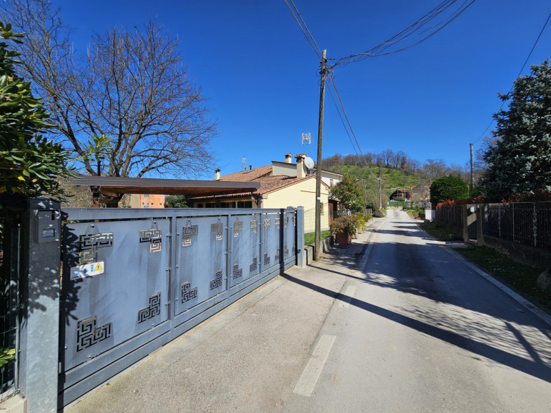 In una delle zone più suggestive dei Colli Euganei, nella località di Valle San Giorgio, frazione...