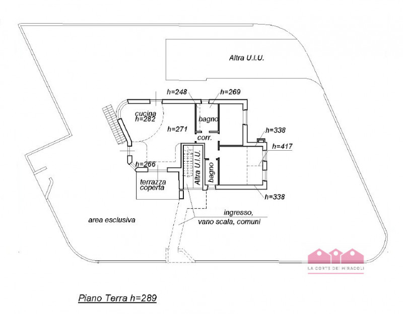 ISOLA VICENTINA: VILLA SINGOLA DIVISA IN DUE UNITA' ABITATIVE CIASCUNA DI DUE CAMERE, SOGGIORNO C...