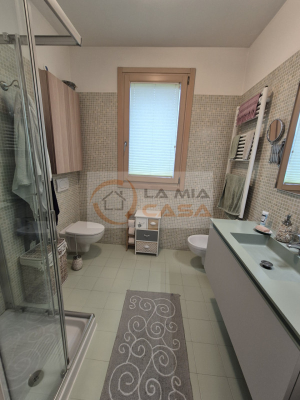 ANNUNCIO RIVOLTO A PERSONE CON REDDITI STABILI E CONTRATTO DI LAVORO A TEMPO INDETERMINATO. RICHI...