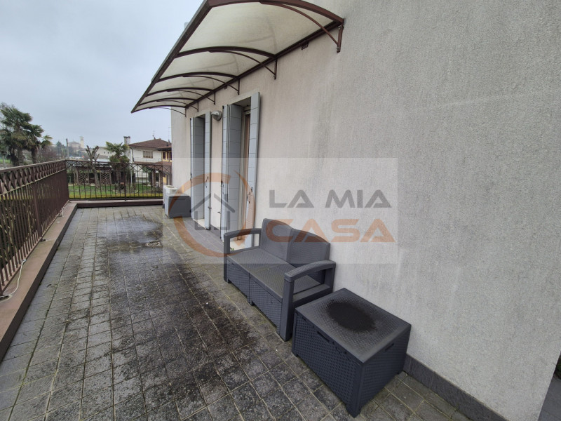 ANNUNCIO RIVOLTO A PERSONE CON REDDITI STABILI E CONTRATTO DI LAVORO A TEMPO INDETERMINATO. RICHI...