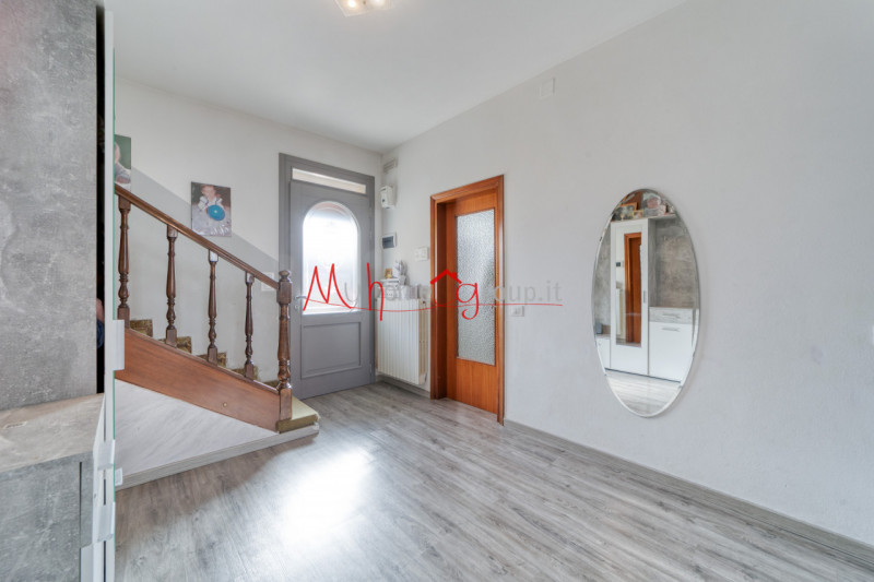 SELVAZZANO DENTRO ZONA TENCAROLA - (Rif. V193P) - Proponiamo in vendita casa singola sviluppata s...