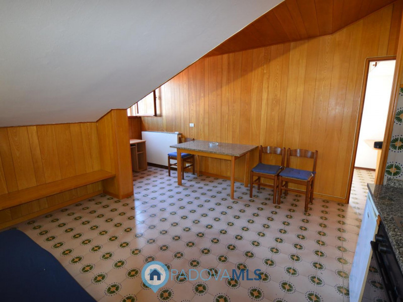 Immobile in esclusiva al Gruppo Padova MLS
Portello (via Belzoni): Scopri questo delizioso appart...