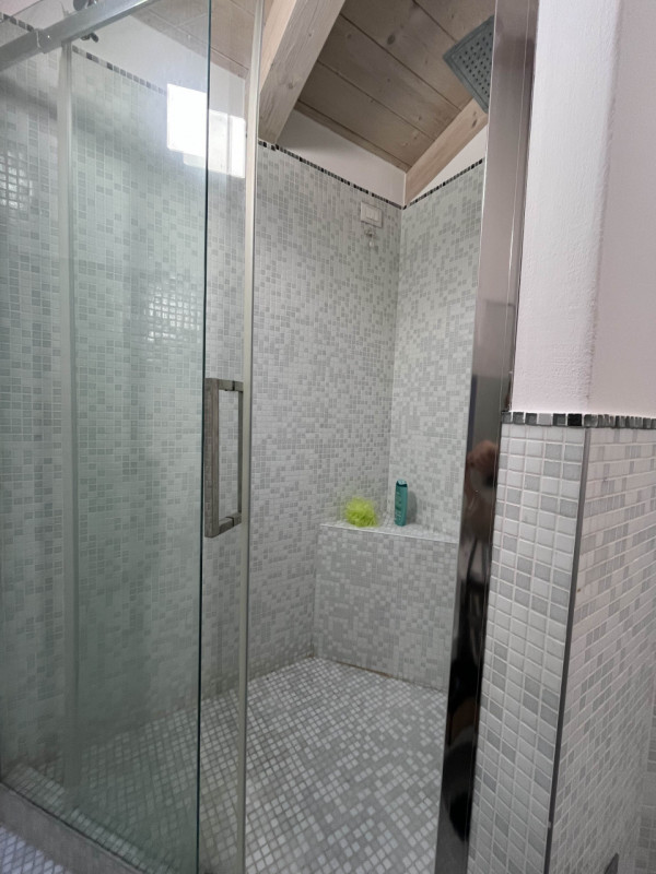 OM43 MESTRINO Proponiamo in locazione porzione di abitazione indipendente ATTICO in sole tre unit...