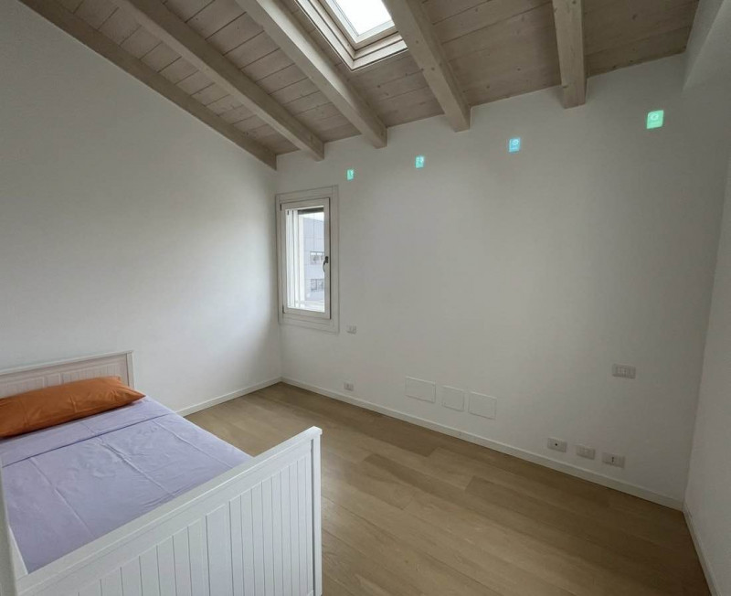 OM43 MESTRINO Proponiamo in locazione porzione di abitazione indipendente ATTICO in sole tre unit...