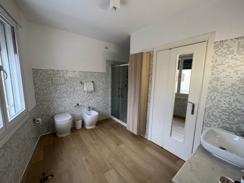 OM43 MESTRINO Proponiamo in locazione porzione di abitazione indipendente ATTICO in sole tre unit...