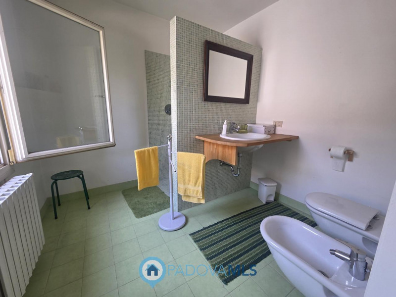 Immobile in esclusiva al Gruppo Padova MLS
PADOVA in quartiere ARCELLA/SAN LORENZO, zona residenz...
