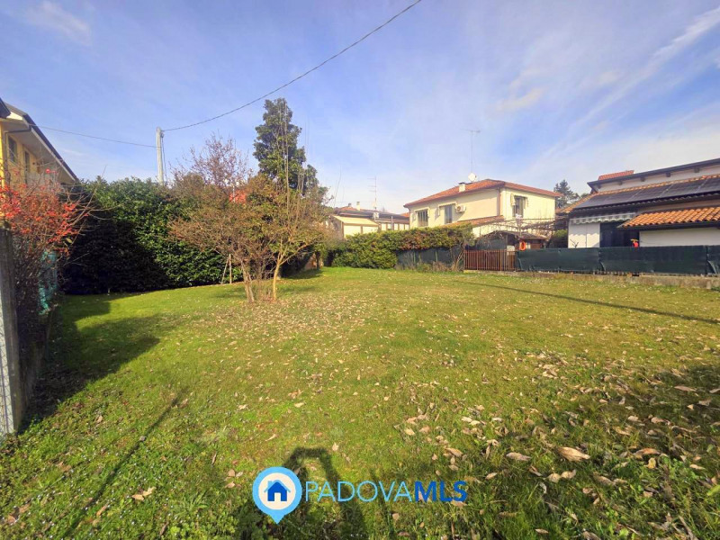 Immobile in esclusiva al Gruppo Padova MLS

PADOVA in quartiere ARCELLA/SAN LORENZO, zona residen...