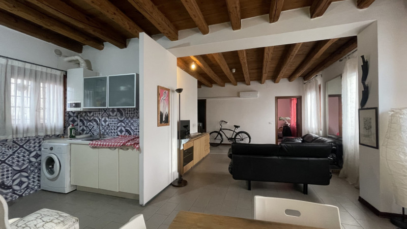 Ciao da Arcobaleno Consulenti Immobiliari ! Oggi ti proponiamo in nostra esclusiva un'interessant...