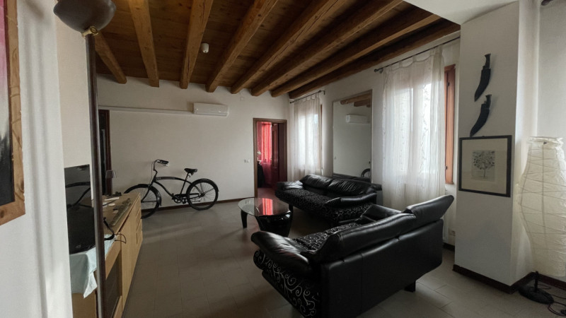 Ciao da Arcobaleno Consulenti Immobiliari ! Oggi ti proponiamo in nostra esclusiva un'interessant...