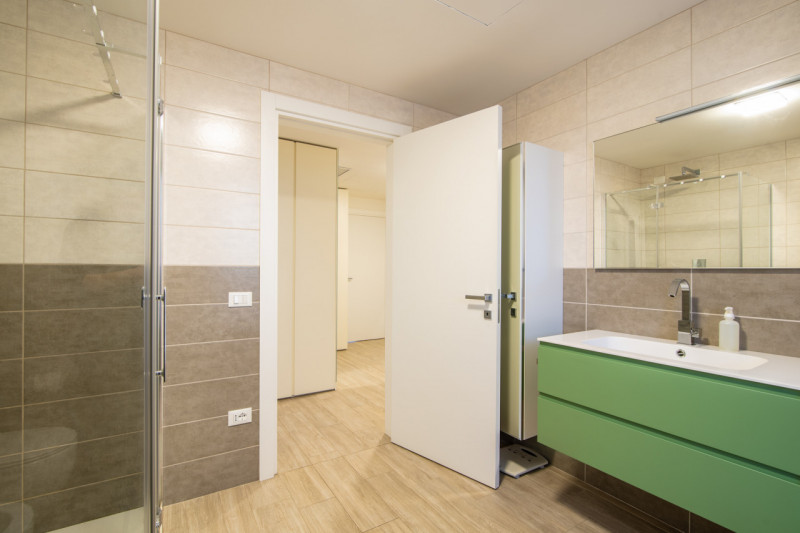 Cadoneghe - Bragni; Immobiliare Faulisi propone in vendita appartamento quadrilocale situato a po...