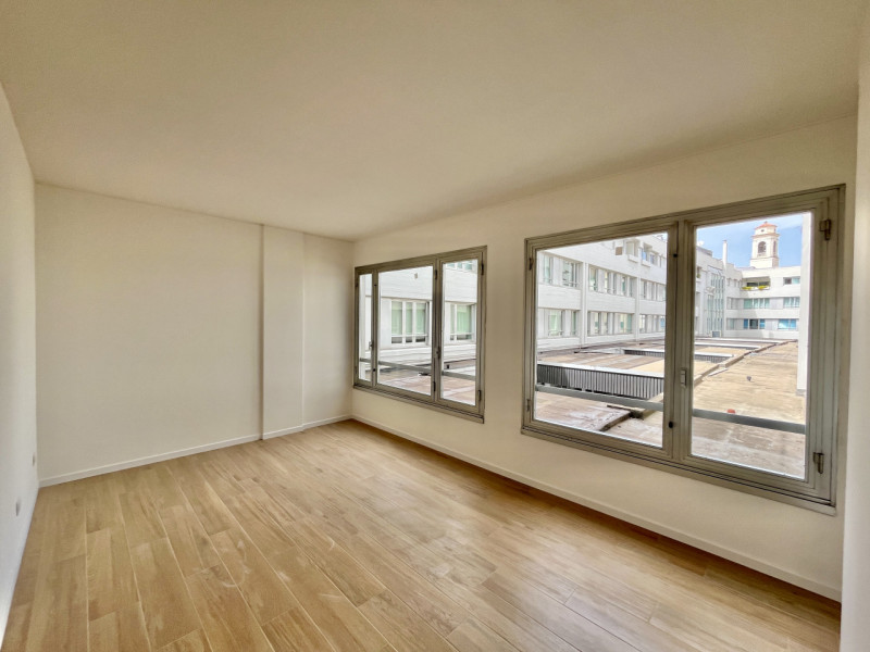 (Per info Monica 3482688677) Nel prestigioso contesto del Centro Storico di Padova, a pochi passi...