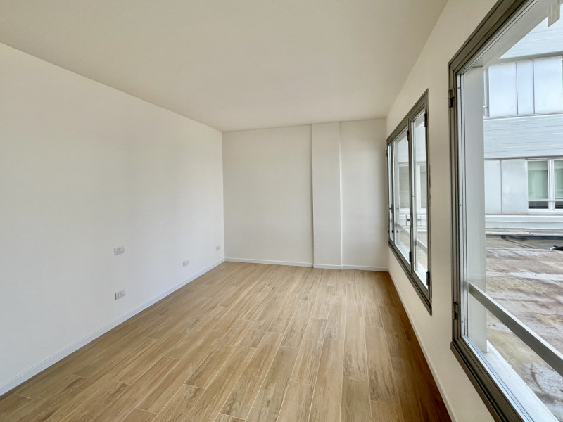 (Per info Monica 3482688677) Nel prestigioso contesto del Centro Storico di Padova, a pochi passi...