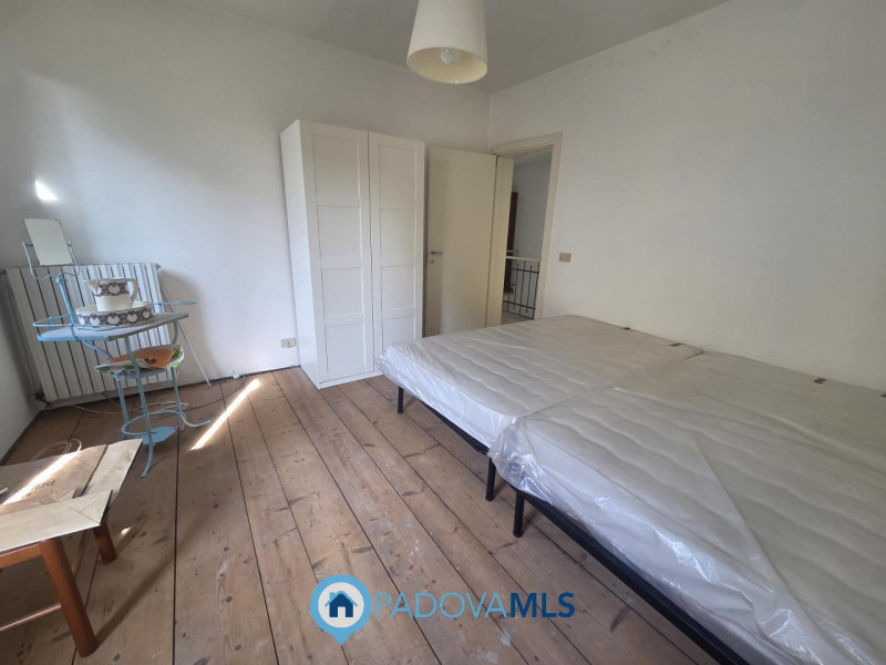 Immobile in esclusiva al Gruppo Padova MLS PADOVA 

in quartiere ARCELLA/SAN LORENZO, zona reside...