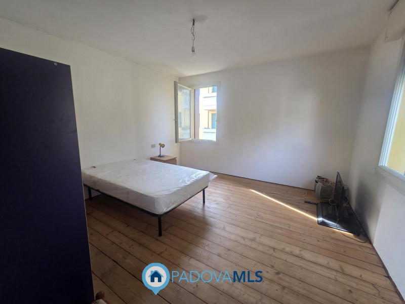 Immobile in esclusiva al Gruppo Padova MLS PADOVA 

in quartiere ARCELLA/SAN LORENZO, zona reside...