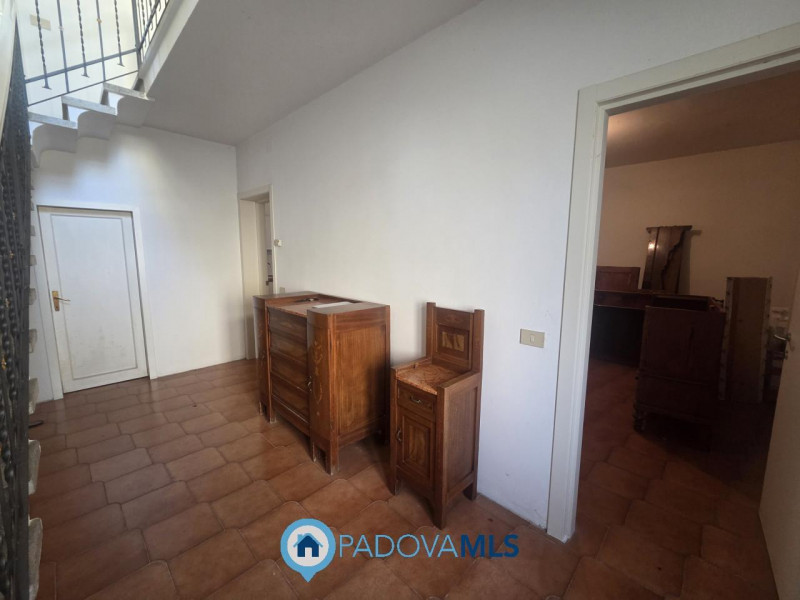 Immobile in esclusiva al Gruppo Padova MLS PADOVA 

in quartiere ARCELLA/SAN LORENZO, zona reside...