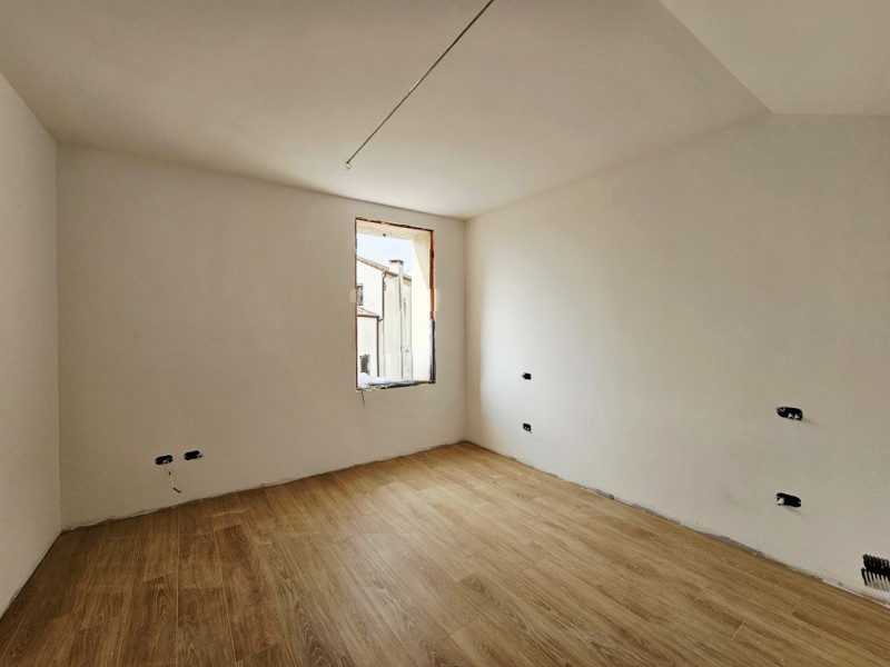 Comodo al centro di Monselice, proponiamo in affitto un moderno appartamento di nuova realizzazio...